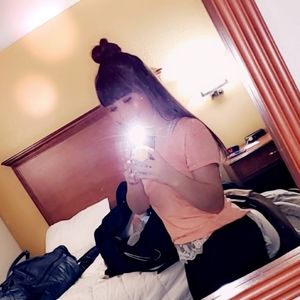 Meet your Posher, Alyssa